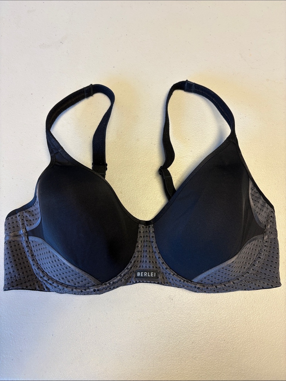 Berlei Electrify Mesh Contour Sports Bra Sz 38 D